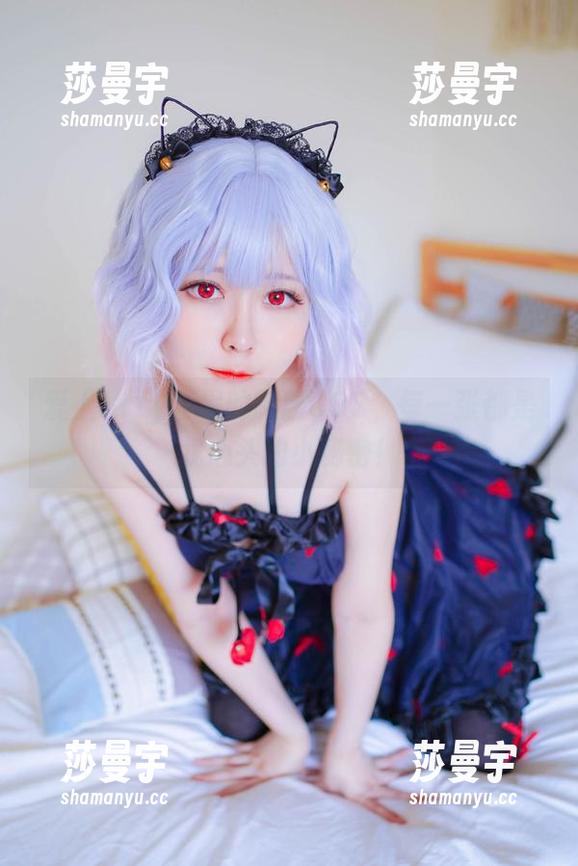 爱上Arty亚缇的制服COS，每一张都是我心头的小秘密！
