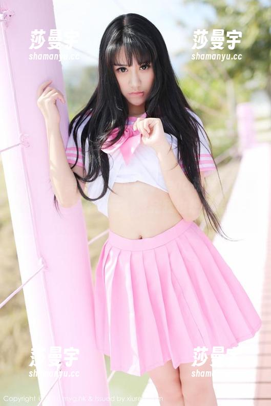 MyGirl美媛馆 - 小海臀rena裸足精选合集：专注每个细节，看完我也想脱掉鞋子。