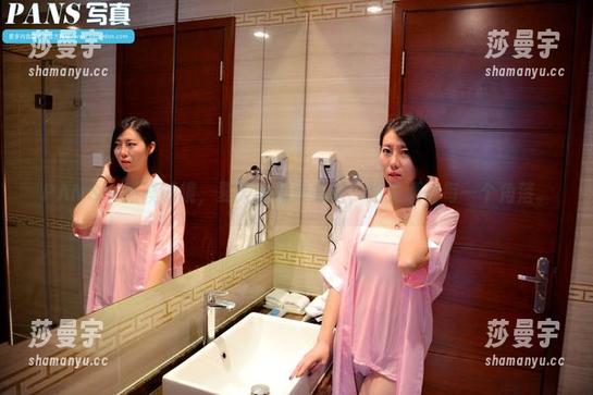 PANS - 新模试镜，夏天的免费美图，阳光洒在每一个角落。
