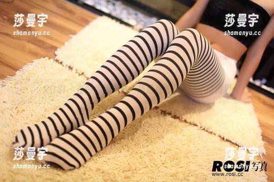 ROSI-杨晨晨 ROSI - 在图库里漫游:杨晨晨与吊带的不期而遇