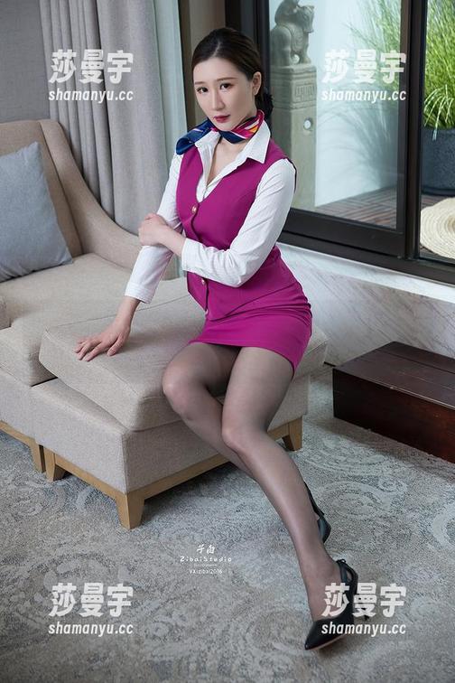 TouTiao头条女神 - 天台时光机：刘雨露的写真带你穿越到无忧无虑的午后！