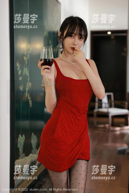 Xiuren秀人网 - 报告！周井空的最新美图让人的注意力无法转移，裤里丝太吸睛了