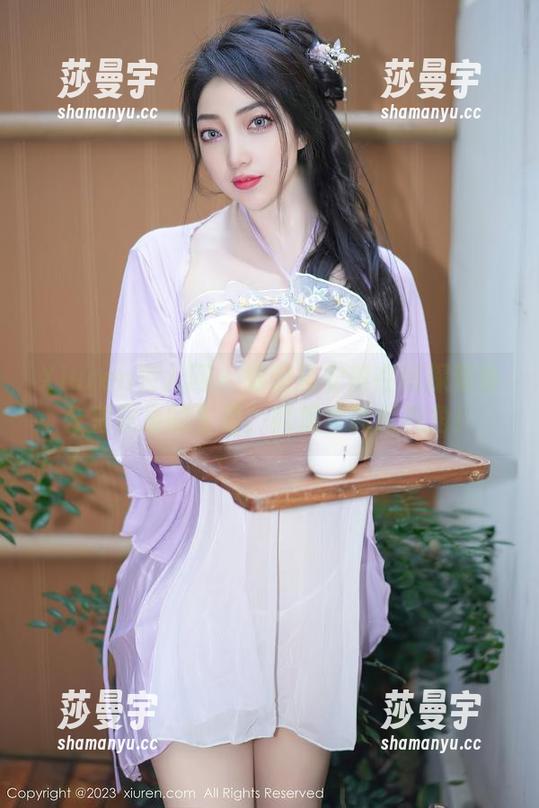 Xiuren秀人网 - 跟随唐安琪在线探索办公室职员的生活，高质量高清视角！
