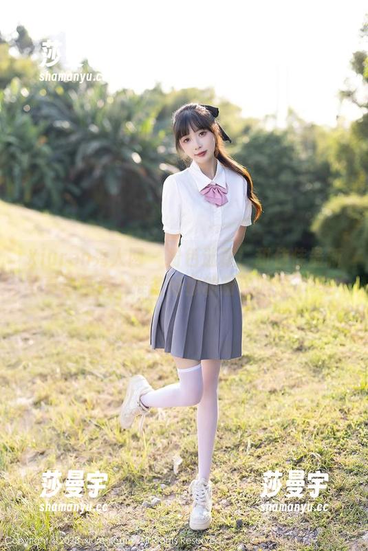 Xiuren秀人网 - 粉色迷雾！甜佳佳最新写真集来袭，准备好你的粉色眼镜了吗？