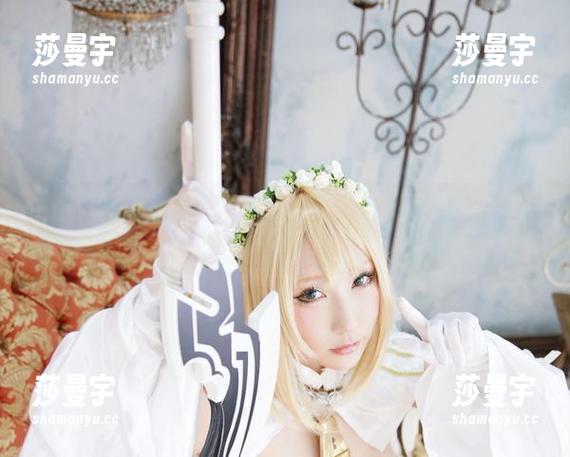 Saku的工作室漫游：办公室里的奇遇，最新作品集来了！