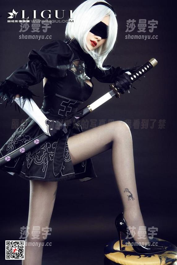 丽柜 - 在甜甜学妹的写真里，我看到了禁忌的美！