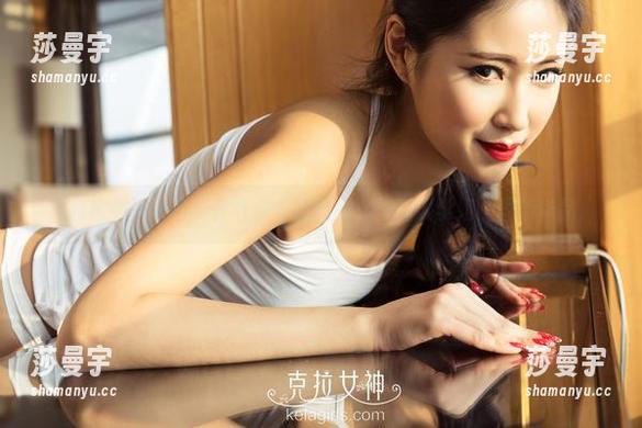 克拉女神-珊珊 克拉女神 - 可能会让你失眠的图库:珊珊学姐的最新作品