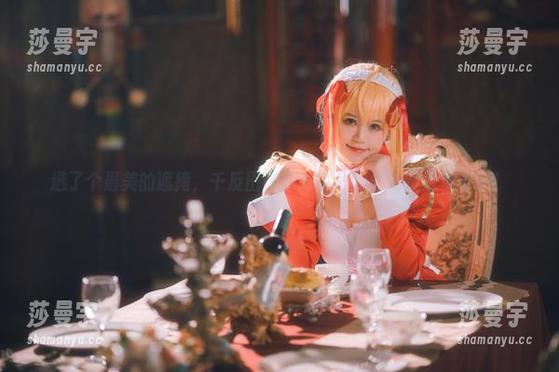 选了个最美的遮掩，千反田鹿子的罩纱豹纹泳装大放异彩！