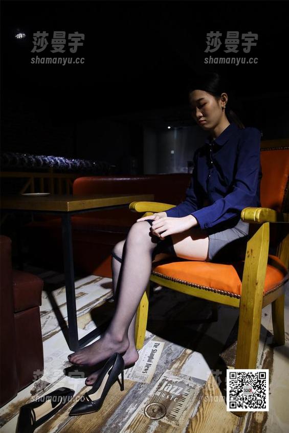 异思趣向-诗琪 异思趣向 - 不止是黑色,还是诗琪——下载她的作品,带上幽默感!