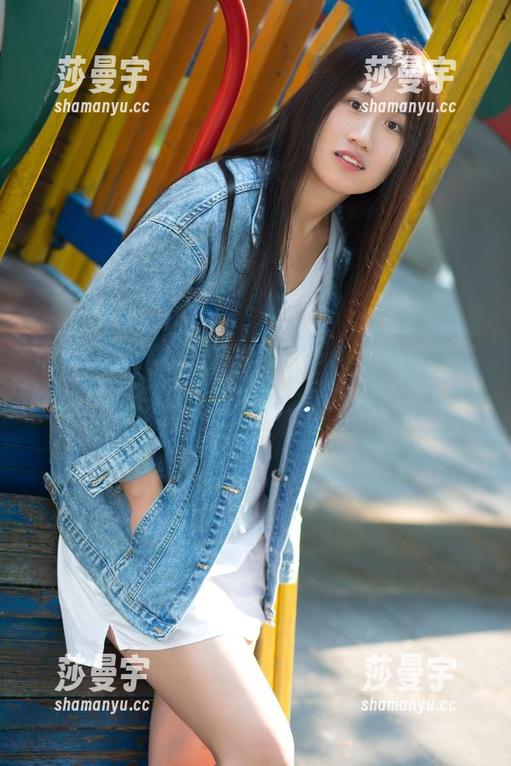 推女郎 - 这护士叫梁棋棋：原图与套图，眼神暗藏故事的每一帧