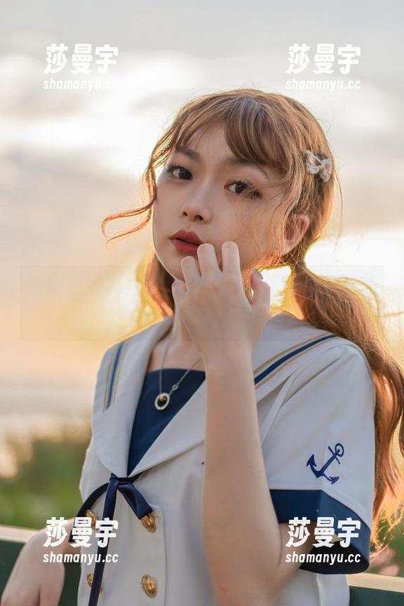 壁纸里的黄豆粉：梨瑾瑾让你心动的高清时刻！