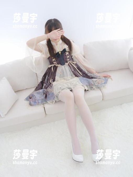 森萝财团 - Sia的长腿，无需付费的图集，快来瞧瞧这奇迹！