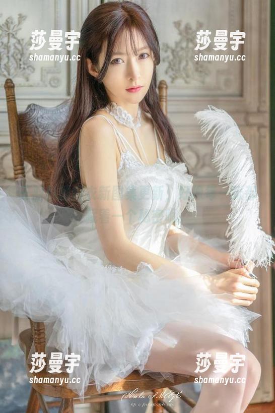 王羽杉的内衣新图集更新，好像每一张都藏着一个秘密呢。