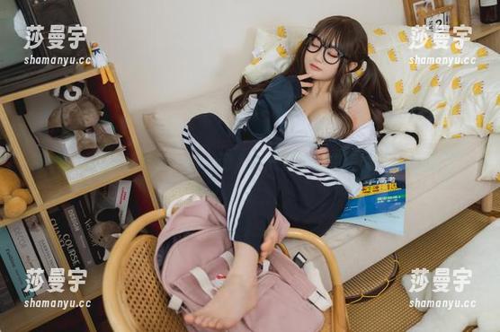 神沢永莉的小墨作品，cos到人设成立，心中怎能不小鹿乱撞？