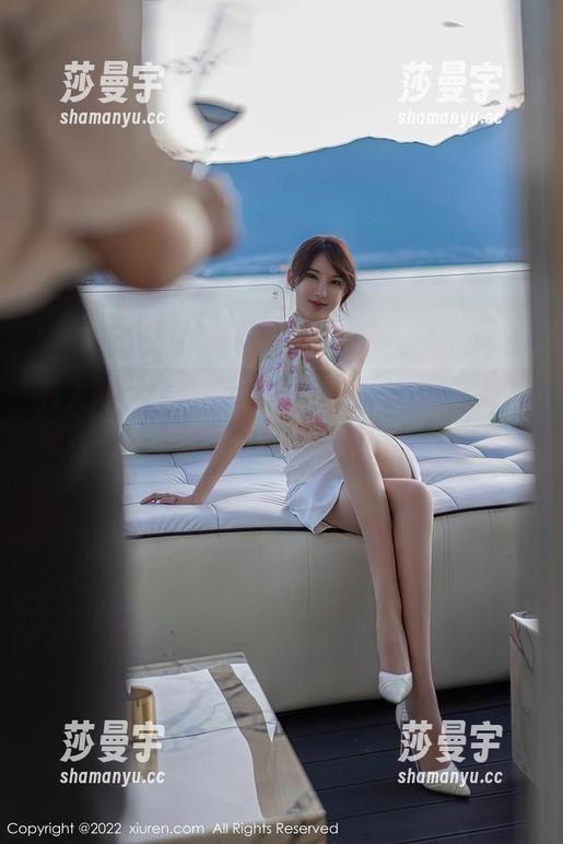 秀人网-孔一红 秀人网 - 比基尼秀,孔一红原图让人心动得像是夏天的海风