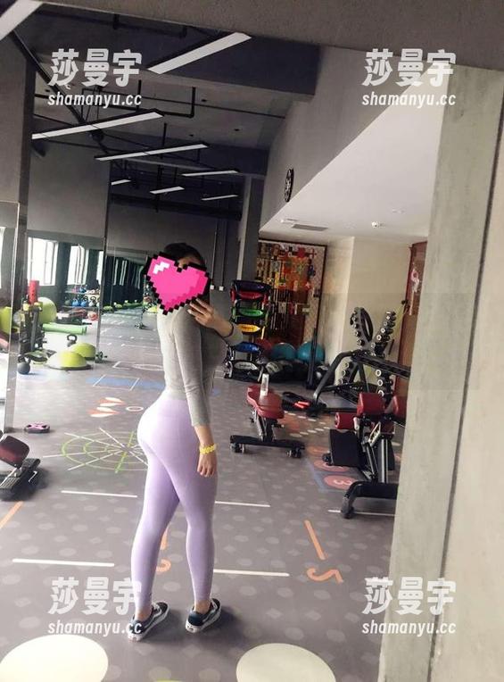 微密圈 - 走进浴室，看紫色哒豚豚如何用高清照片把日常变得如此魅惑！