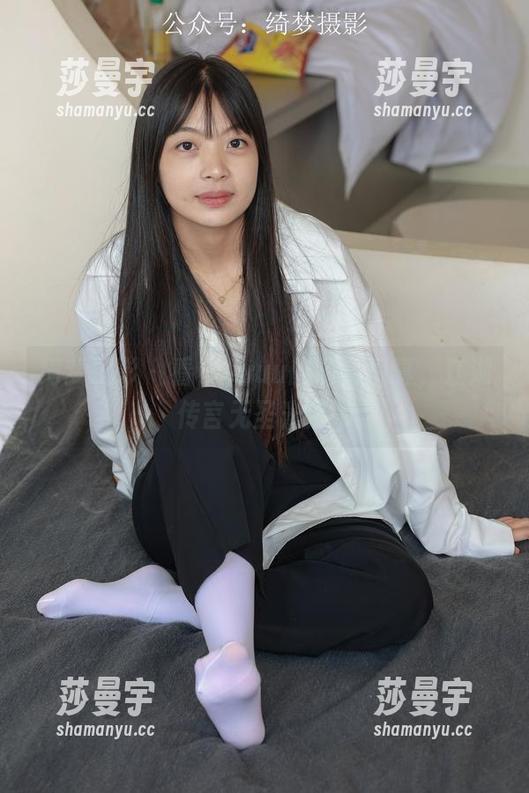 绮梦摄影 - 看，yuuu的制服写真，江湖传言无圣光落脚