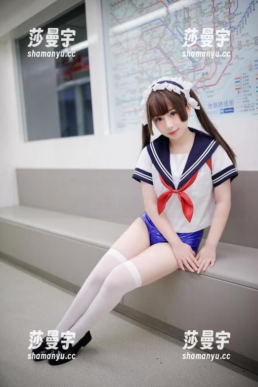 胡桃猫Kurumineko全套反差学妹原图，打破你的想象力边界！