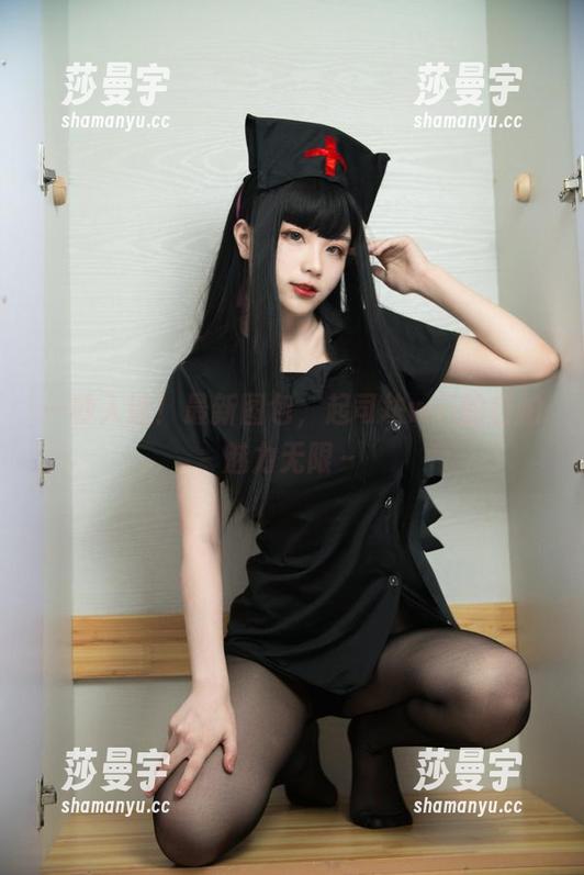 一秒入迷！最新图包，起司块wii的自拍魅力无限～