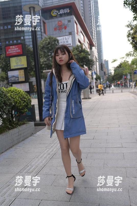 魔镜街拍 - 不可思议的寒风肉丝美人：婷婷圣诞合集来袭！